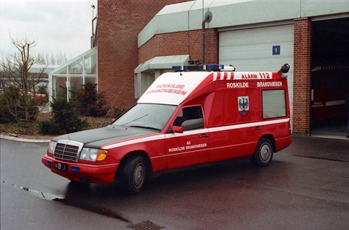 DMC Decals FB040 Roskilde Brandvæsen, sort frontklap, 1/87